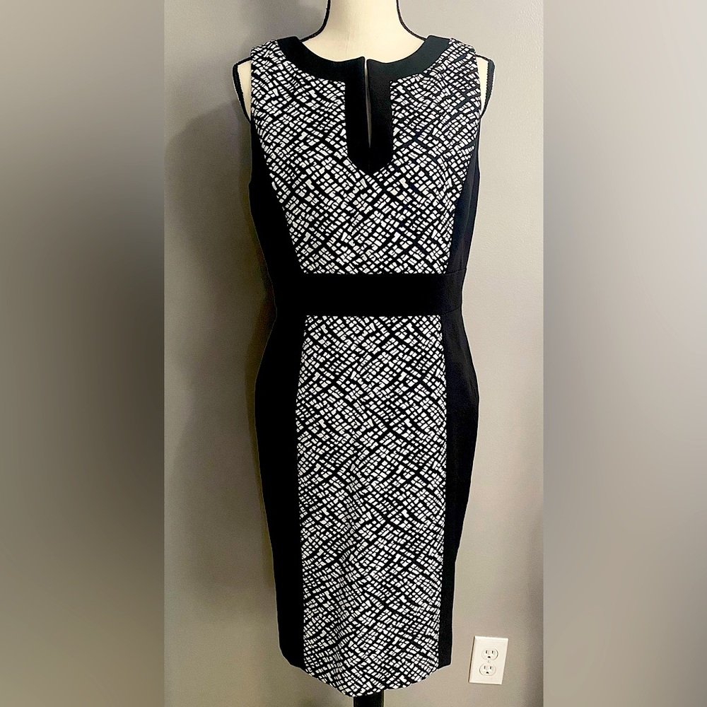 Tahari black & white dress